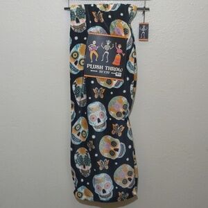 NWT Many Large Sugar Skull Faces With Butterflies Dia De Los Muertos 50x70 Throw
